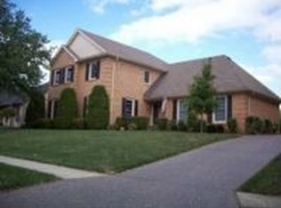 10705 Hobbs Station Rd, Louisville, KY 40223