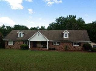 395 Aiken Cir, Lyons, GA 30436