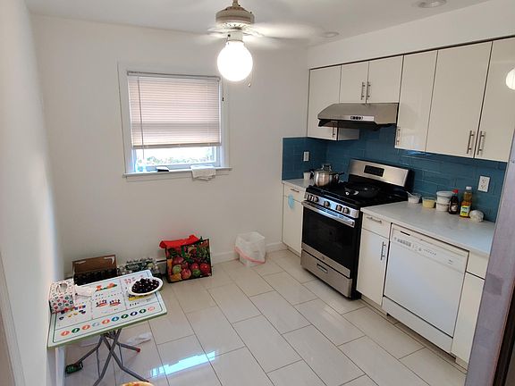 4th image of 147-10 12th Ave