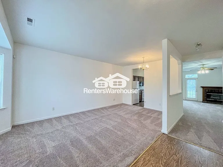 5623 Rivermill Cir — Photo 5