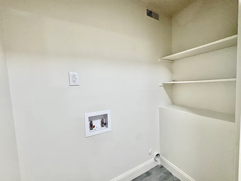907 True St — Photo 12
