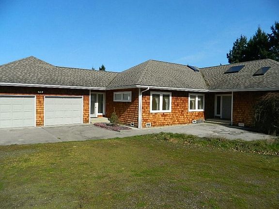 2nd image of 123 E Bachelor Rock Dr
