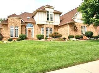 72 Birdie Ct, Edwardsville, IL 62025