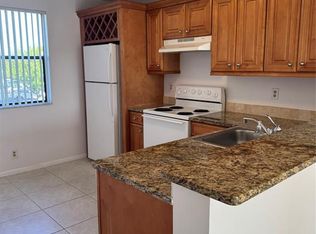 5661 Riverside Dr #206, Pompano Beach, FL 33067