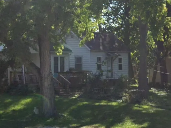 2444 31st St #A, Moline, IL 61265