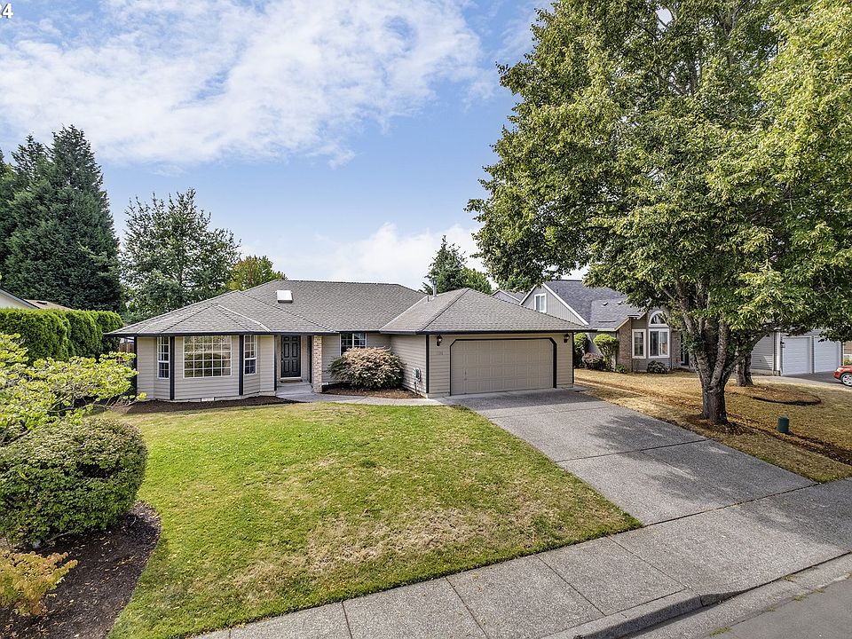 1st image of 5198 NE Stable Dr