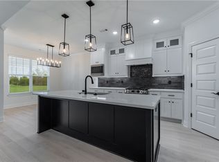 601 Abigail St, Bentonville, AR 72713