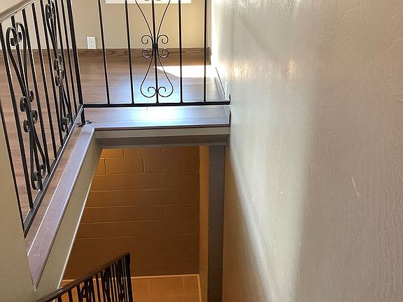 5th image of 157 Church St #1