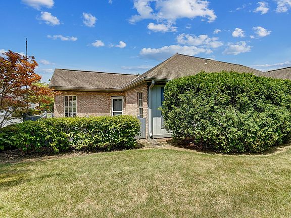 2nd image of 3799 Mill Stream Dr #17