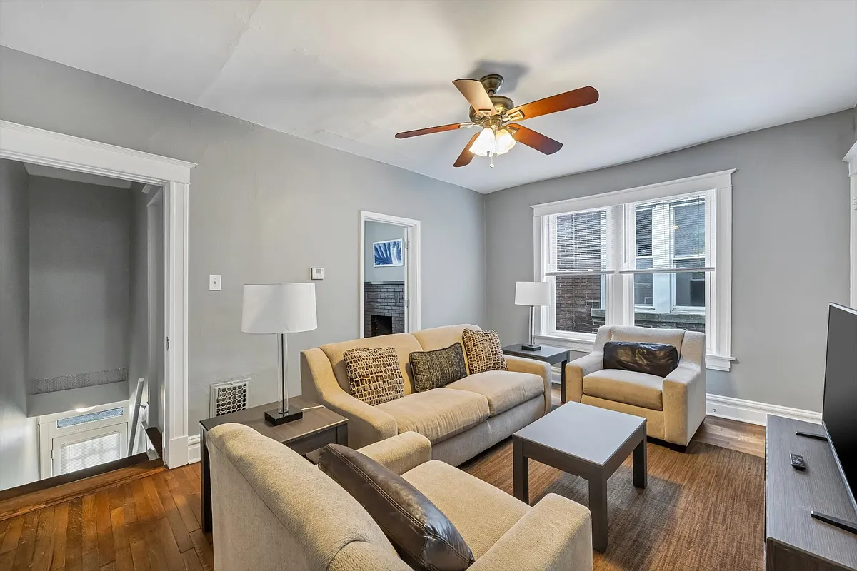 Building Photo - 4135 Shaw Blvd #2W