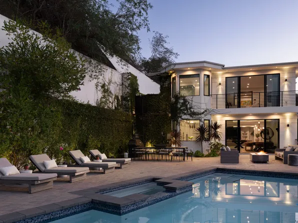 3820 Knobhill Dr, Sherman Oaks, CA 91423