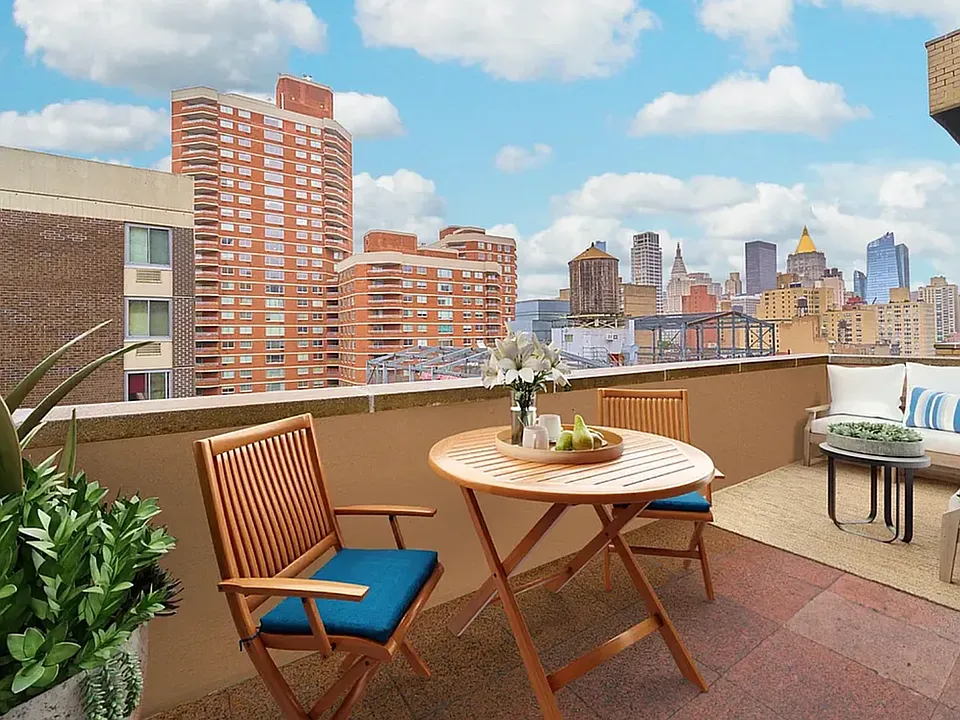 312-316 E 30th St #11E