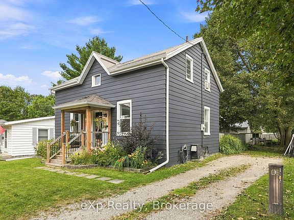 3rd image of 255 Waterloo St