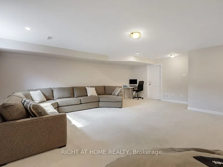 900 Serrano St — Photo 31