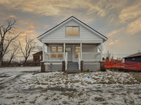 9744 Holmur St, Detroit, MI 48204