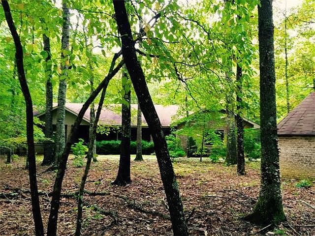 1st image of 2101 Lakeshore Dr
