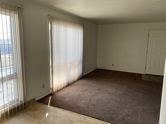 5th image of 275 N Holmes Ave