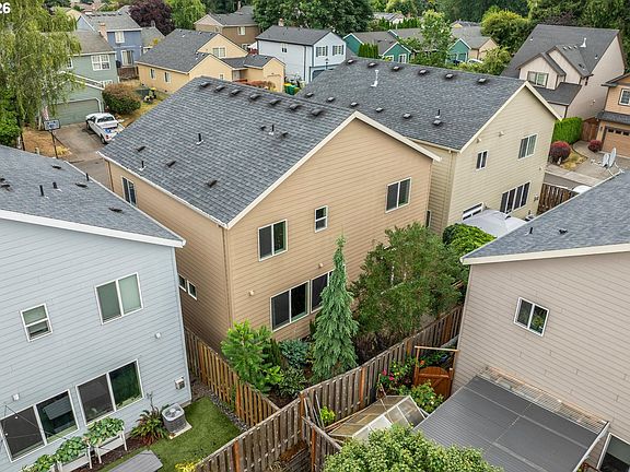 5th image of 20661 SW Parker Ct