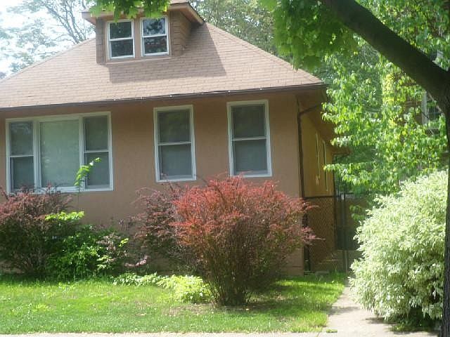 2nd image of 2145 W Farwell Ave