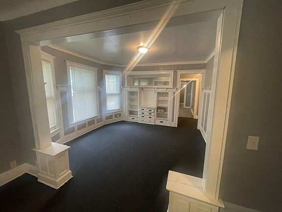 2nd image of 1515-1517 N 32nd St #1515