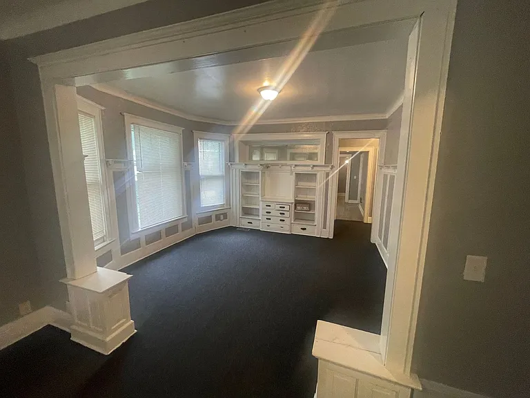 1515-1517 N 32nd St. (Duplex) — Photo 2