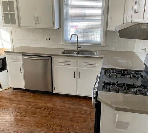 4th image of 9457 Keeler Ave