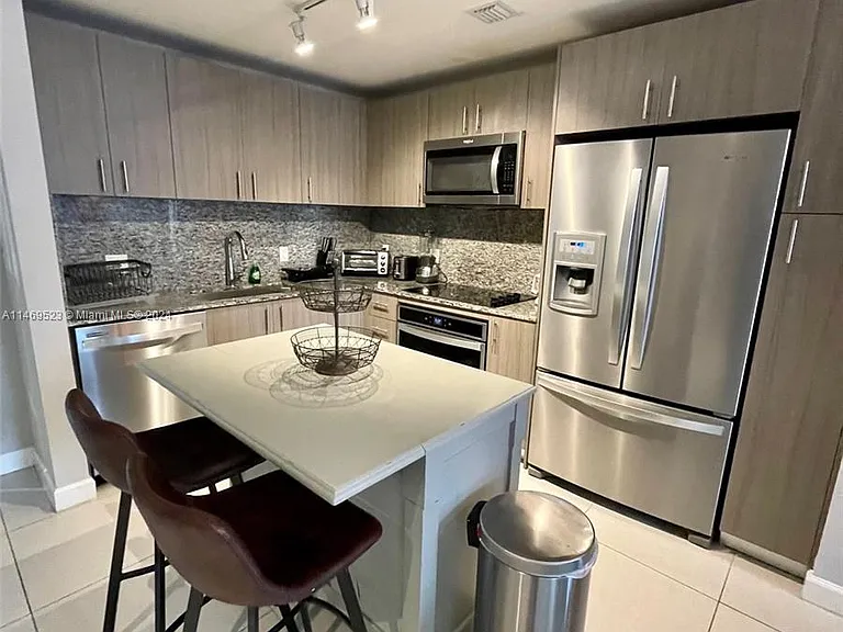 5350 NW 84th Ave #1514 — Photo 4