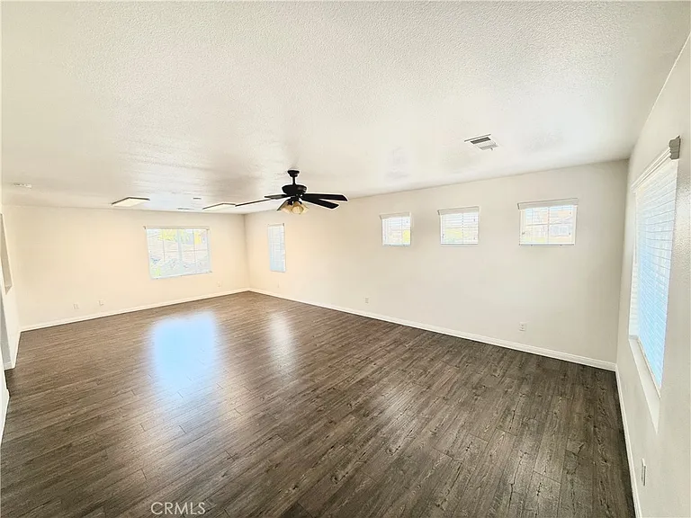 31989 Harden St — Photo 31