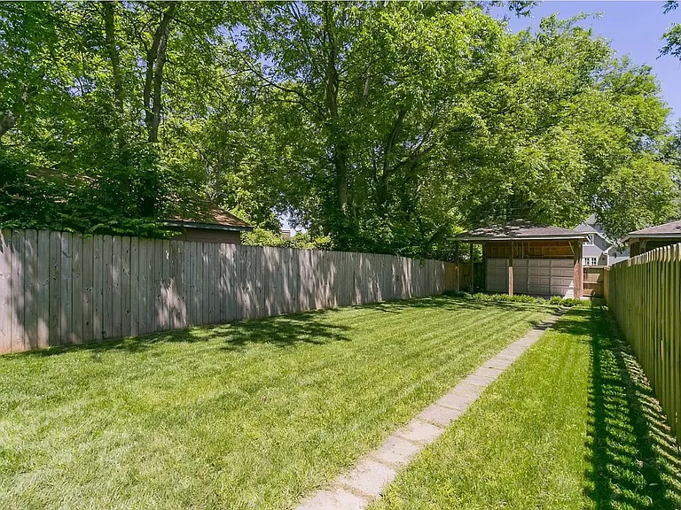 306B Manchester Ave — Photo 22