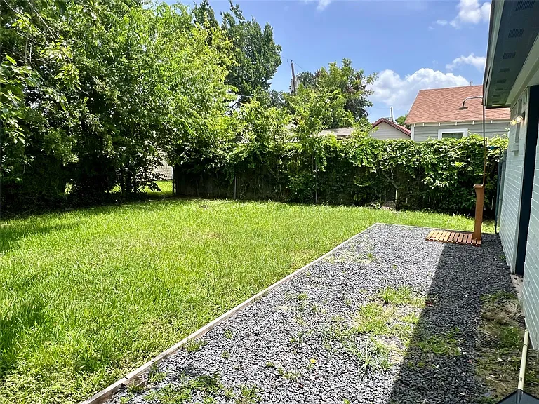 1119 Panama St — Photo 28