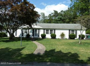 3 Edward St, Mountain Top, PA 18707