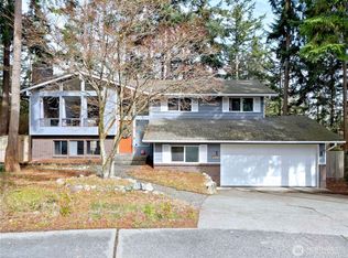 1074 SW Castilian Dr, Oak Harbor, WA