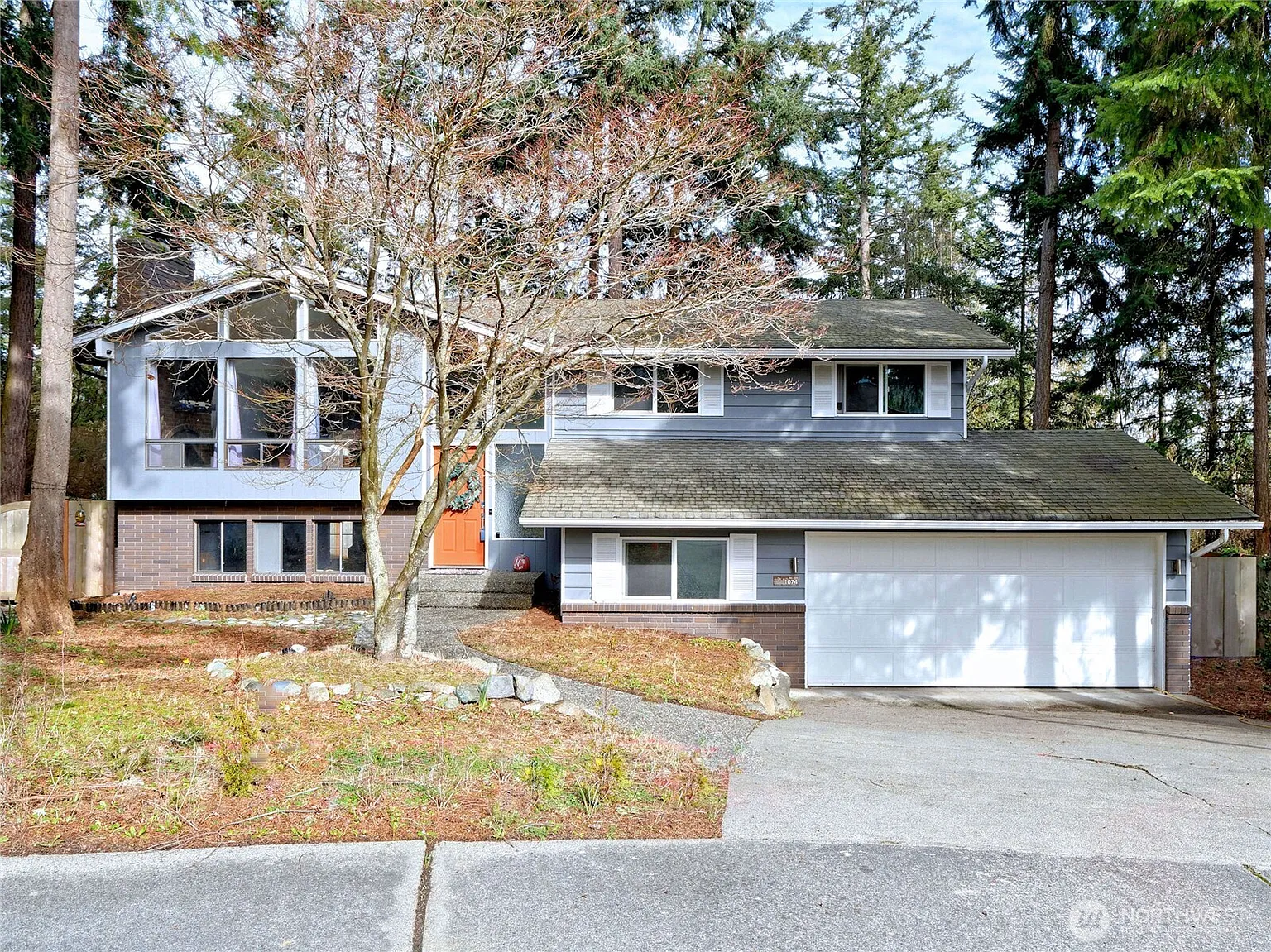 1074 SW Castilian Drive photo 1