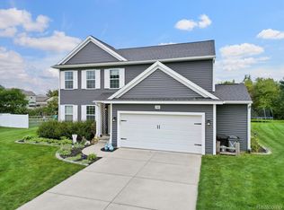 4383 Timber Line Ln, Grand Blanc, MI 48439