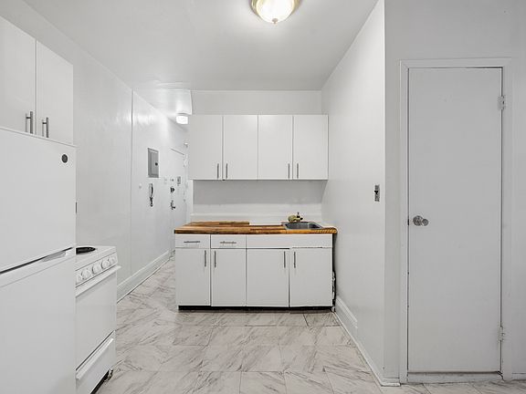 5th image of 320 E 49th St APT 65