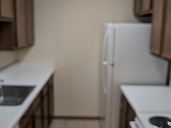 4th image of 7984 Gladys Ave APT 03