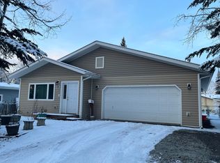 2012 Carr Ave, Fairbanks, AK 99709