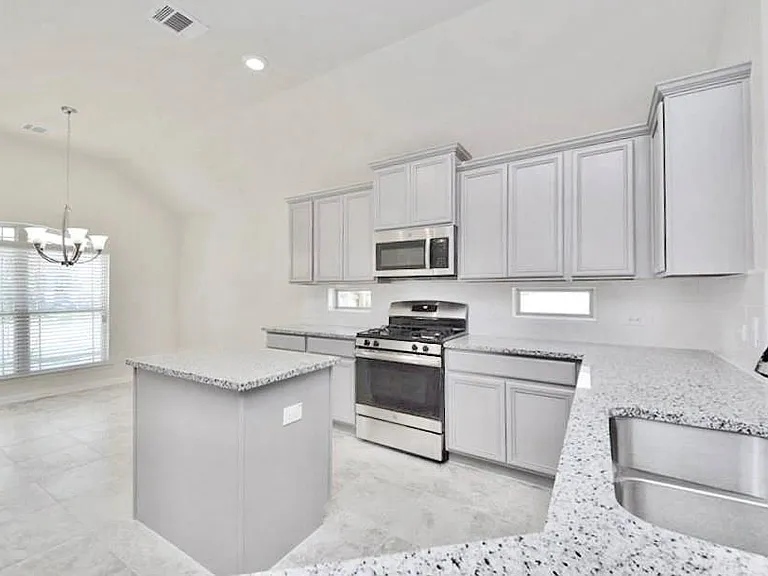 1225 Homer Ln — Photo 8