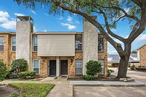 6201 Beverlyhill St #30 Photo 1