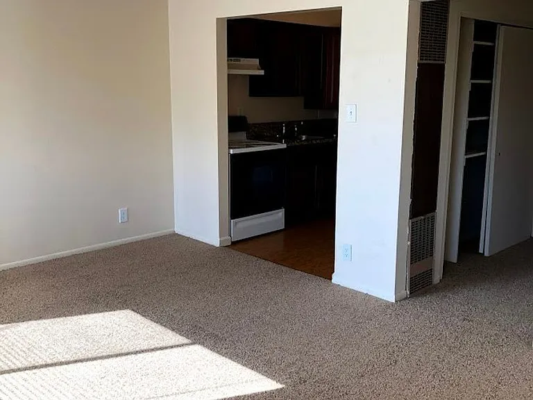 Boyd Place — Photo 1