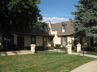 10730 Glenwood St APT C, Overland Park, KS 66211