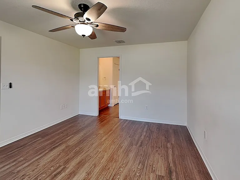 932 Wynnmere Walk Ave — Photo 9