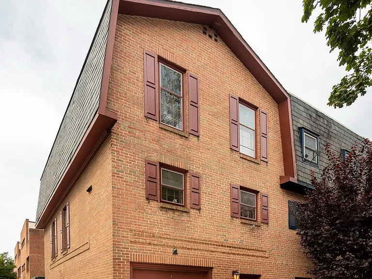 508 S 12th St — Photo 30