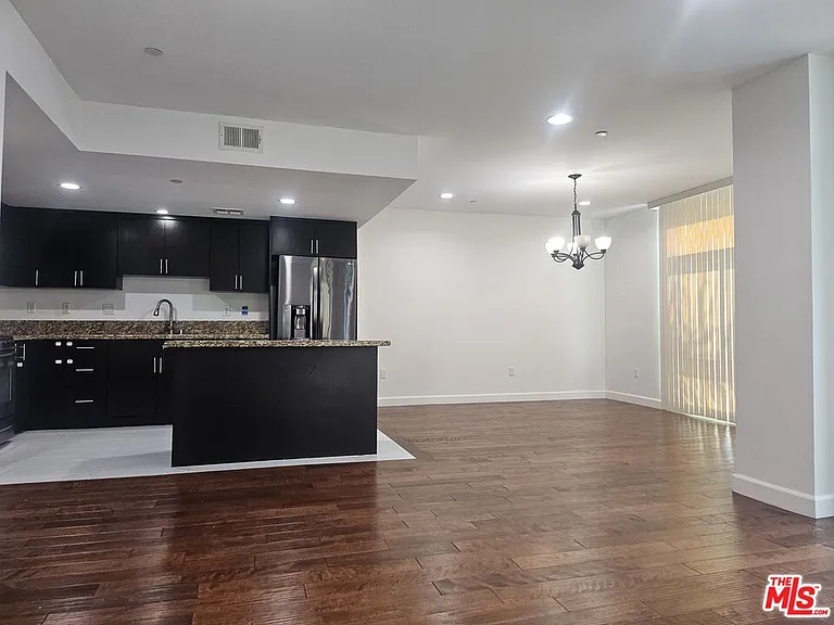 332 S Oxford Ave #201 — Photo 9