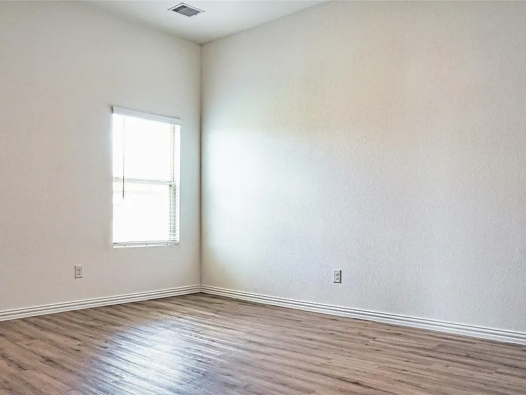 3358 Avary River Ln — Photo 11
