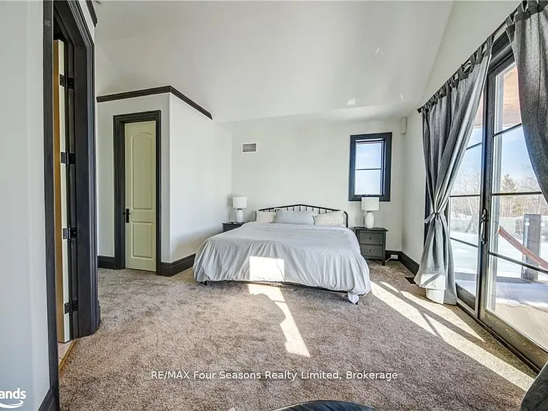 12 Windrose Valley Blvd — Photo 32