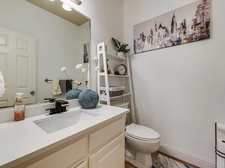 4104 Tiffany Dr — Photo 15