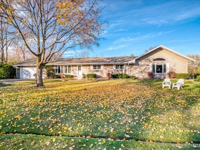 23W474 Pine Dr, Carol Stream, IL, 60188