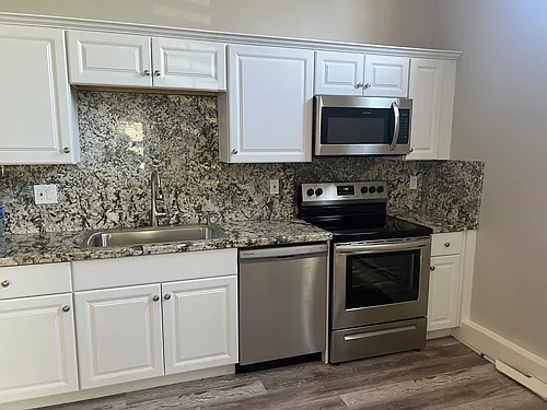 180 E Foothill Blvd #A Photo 1