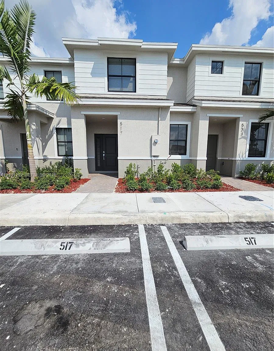 Miami Land And Developmen — Photo 2